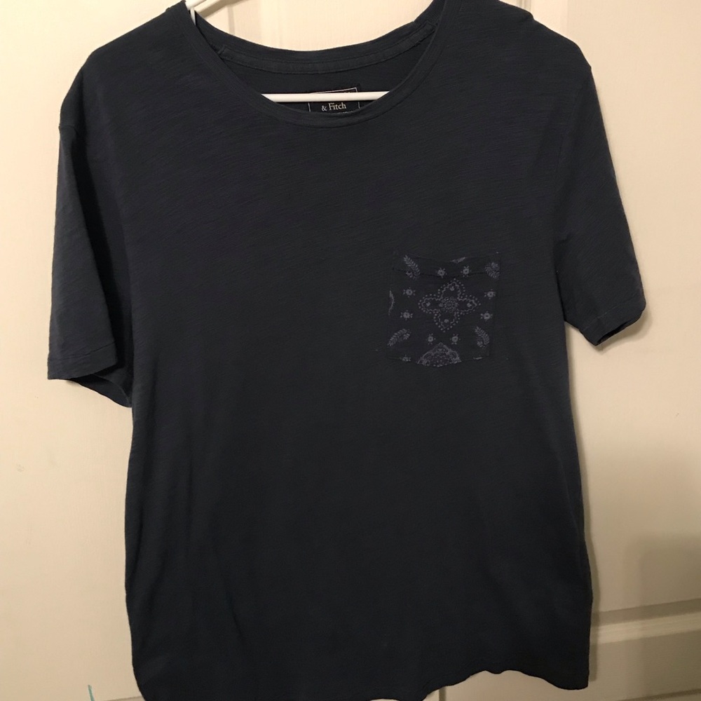 Abercrombie & Fitch Tee-shirt; REDUCED to $7!